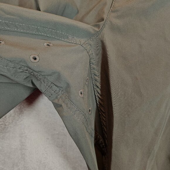 Columbia Mens 38x32 Gray Cargo Pants Zipper Pocket Lightweight gorpcore Spf 40+ - Picture 10 of 16